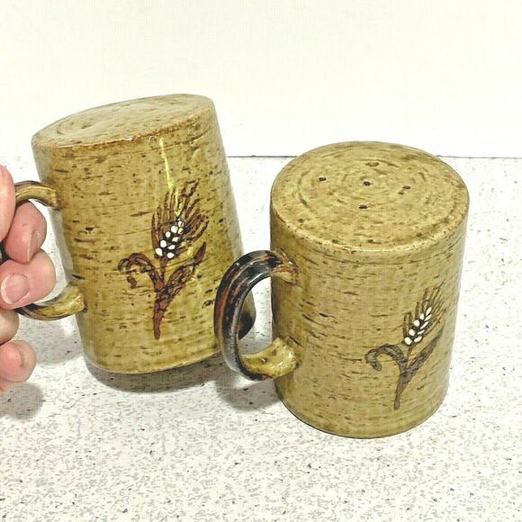 Otigiri 1970’s salt & pepper shakers set retro stoneware wheat pottery handles - Picture 9 of 9